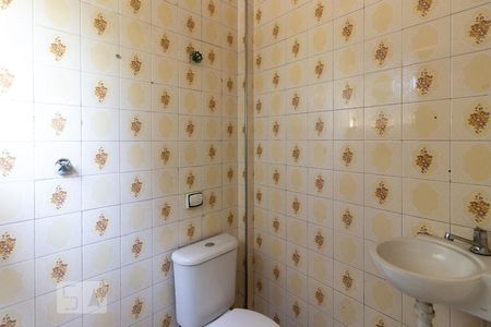 Banheiro de apartamento para alugar com 1 quarto, 50m² em Vila Sargento José de Paula, Barueri