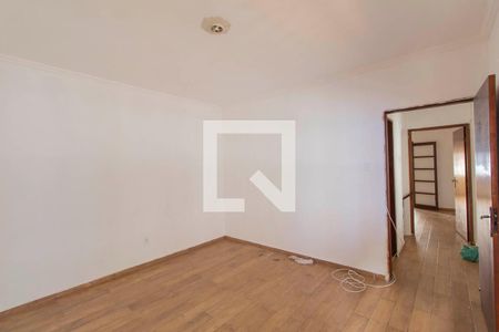 Quarto 1 de casa para alugar com 2 quartos, 120m² em Jardim Ponte Rasa, São Paulo