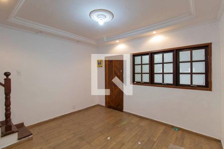 Sala de casa para alugar com 2 quartos, 120m² em Jardim Ponte Rasa, São Paulo