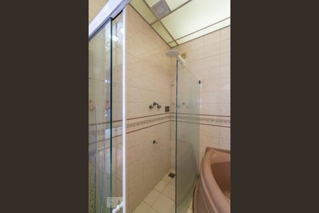 Casa para alugar com 90m², 3 quartos e 1 vaga Casa para alugar com 90m², 3 quartos e 1 vagaBanheiro da Suíte 1 - Box de vidro