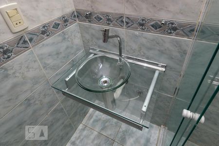 Casa para alugar com 90m², 3 quartos e 1 vaga Casa para alugar com 90m², 3 quartos e 1 vagaBanheiro da Suíte 2