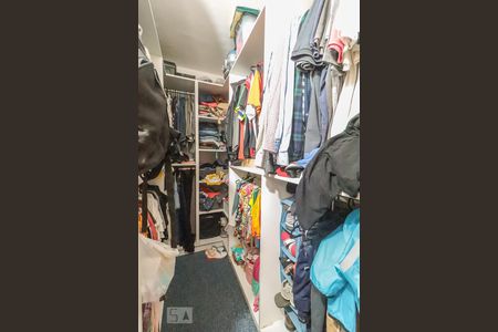 Apartamento à venda com 120m², 2 quartos e 1 vagaCloset do Quarto 2 - Suíte