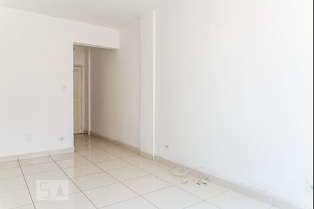 Apartamento à venda com 78m², 2 quartos e 1 vagaSala