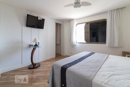 Apartamento para alugar com 184m², 3 quartos e 2 vagas Apartamento para alugar com 184m², 3 quartos e 2 vagasSuíte 2