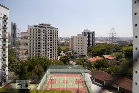 Apartamento para alugar com 184m², 3 quartos e 2 vagas Apartamento para alugar com 184m², 3 quartos e 2 vagasDetalhe suíte 2