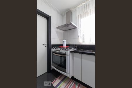 Apartamento para alugar com 184m², 3 quartos e 2 vagas Apartamento para alugar com 184m², 3 quartos e 2 vagasDetalhe Cozinha