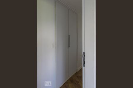 Apartamento para alugar com 184m², 3 quartos e 2 vagas Apartamento para alugar com 184m², 3 quartos e 2 vagasCorredor