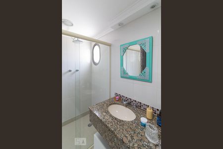 Apartamento para alugar com 184m², 3 quartos e 2 vagas Apartamento para alugar com 184m², 3 quartos e 2 vagasBanheiro da suíte 1