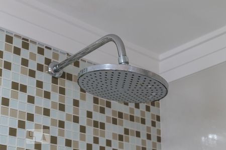 Apartamento para alugar com 184m², 3 quartos e 2 vagas Apartamento para alugar com 184m², 3 quartos e 2 vagasChuveiro