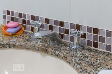 Apartamento para alugar com 184m², 3 quartos e 2 vagas Apartamento para alugar com 184m², 3 quartos e 2 vagasTorneira