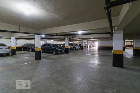 Apartamento para alugar com 184m², 3 quartos e 2 vagas Apartamento para alugar com 184m², 3 quartos e 2 vagasGaragem
