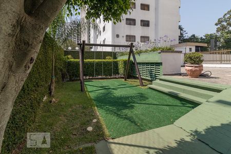 Apartamento para alugar com 184m², 3 quartos e 2 vagas Apartamento para alugar com 184m², 3 quartos e 2 vagasPlayground