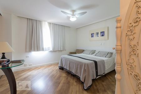 Apartamento para alugar com 184m², 3 quartos e 2 vagas Apartamento para alugar com 184m², 3 quartos e 2 vagasSuíte 2