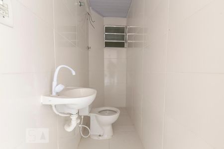 Banheiro de apartamento para alugar com 1 quarto, 30m² em Vila Pereira Barreto, São Paulo