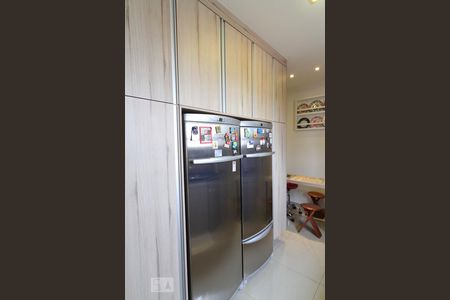 Apartamento à venda com 137m², 4 quartos e 2 vagas Apartamento à venda com 137m², 4 quartos e 2 vagasCozinha
