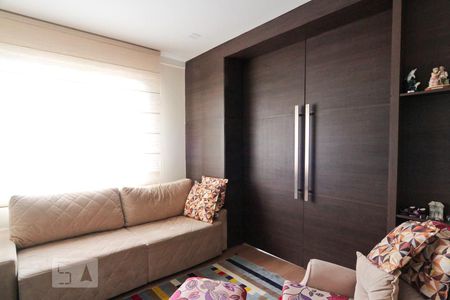Apartamento à venda com 137m², 4 quartos e 2 vagas Apartamento à venda com 137m², 4 quartos e 2 vagasSala de TV