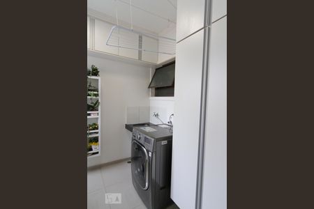 Apartamento à venda com 137m², 4 quartos e 2 vagas Apartamento à venda com 137m², 4 quartos e 2 vagasCozinha