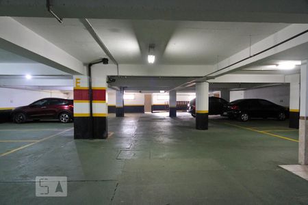 Apartamento à venda com 137m², 4 quartos e 2 vagas Apartamento à venda com 137m², 4 quartos e 2 vagasGaragem