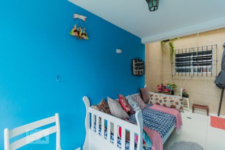 Casa à venda com 120m², 3 quartos e 4 vagas Casa à venda com 120m², 3 quartos e 4 vagasVaranda