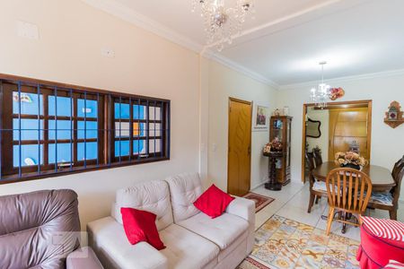 Sala de casa à venda com 3 quartos, 120m² em Itaquera, São Paulo