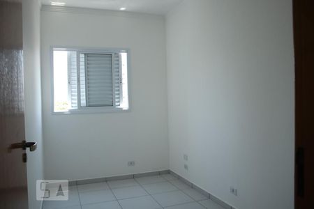 Quarto 2 de apartamento para alugar com 2 quartos, 44m² em Vila Carrão, São Paulo