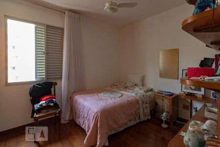 Quarto de apartamento à venda com 4 quartos, 180m² em Lourdes, Belo Horizonte