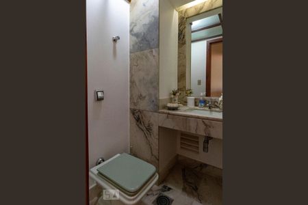Lavabo de apartamento à venda com 4 quartos, 180m² em Lourdes, Belo Horizonte