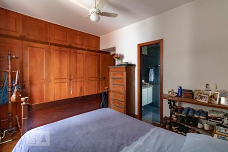 Apartamento à venda com 180m², 4 quartos e 2 vagasSuíte