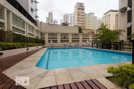 Apartamento à venda com 93m², 1 quarto e 1 vagaÁrea comum - Piscina