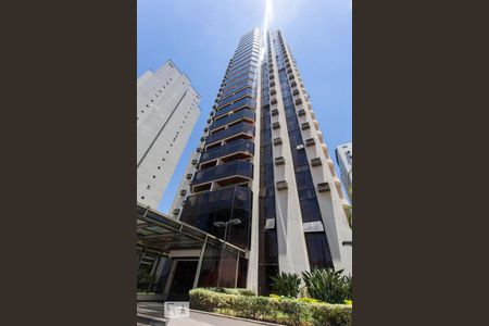 Apartamento à venda com 93m², 1 quarto e 1 vagaFachada