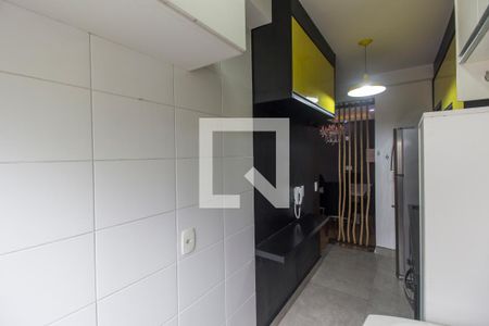 Apartamento à venda com 69m², 3 quartos e 1 vagaÁrea de Serviço
