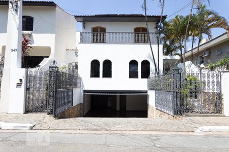 Casa à venda com 300m², 5 quartos e 4 vagasFachada