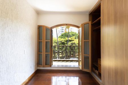 Casa à venda com 300m², 5 quartos e 4 vagasQuarto 1