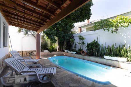 Casa à venda com 300m², 5 quartos e 4 vagasPiscina