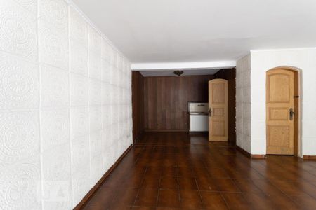 Casa à venda com 300m², 5 quartos e 4 vagasGaragem