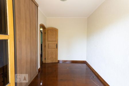 Casa à venda com 300m², 5 quartos e 4 vagasQuarto 2