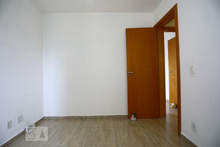 Quarto 2 de apartamento para alugar com 2 quartos, 60m² em Jardim Nova Taboao, Guarulhos