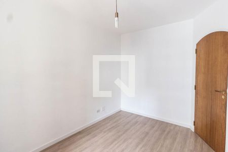 Apartamento à venda com 174m², 3 quartos e 2 vagas Apartamento à venda com 174m², 3 quartos e 2 vagasQuarto 2