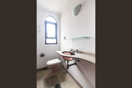 Apartamento à venda com 174m², 3 quartos e 2 vagas Apartamento à venda com 174m², 3 quartos e 2 vagasBanheiro 1