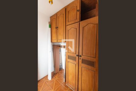 Apartamento à venda com 174m², 3 quartos e 2 vagas Apartamento à venda com 174m², 3 quartos e 2 vagasQuarto de serviço