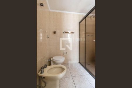 Apartamento à venda com 174m², 3 quartos e 2 vagas Apartamento à venda com 174m², 3 quartos e 2 vagasSuíte