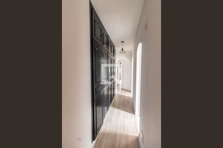 Apartamento à venda com 174m², 3 quartos e 2 vagas Apartamento à venda com 174m², 3 quartos e 2 vagasCorredor