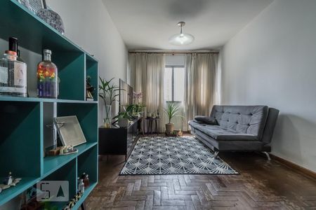 Apartamento para alugar com 80m², 2 quartos e 1 vagaSala