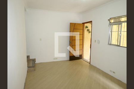 Sala de casa para alugar com 2 quartos, 85m² em Vila Pereira Cerca, São Paulo