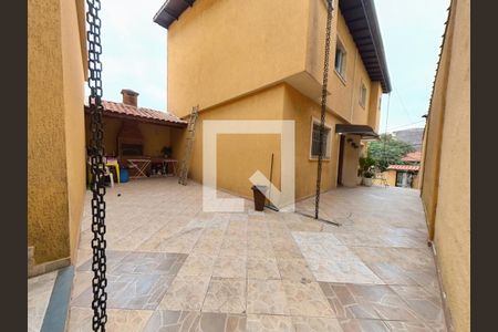 Casa à venda com 85m², 2 quartos e 2 vagasQuintal
