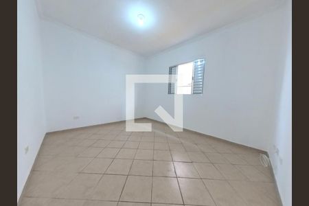 Quarto 2 de casa para alugar com 2 quartos, 85m² em Vila Pereira Cerca, São Paulo