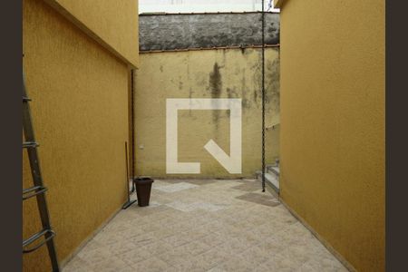 Casa à venda com 85m², 2 quartos e 2 vagasQuintal