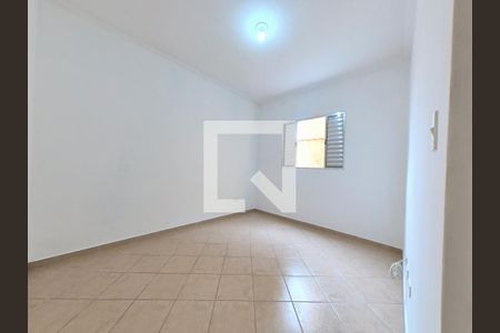 Quarto 1 de casa para alugar com 2 quartos, 85m² em Vila Pereira Cerca, São Paulo