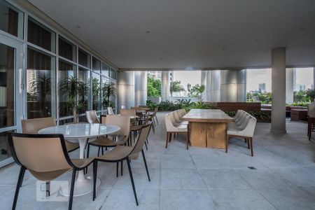 Apartamento para alugar com 48m², 1 quarto e 1 vaga Apartamento para alugar com 48m², 1 quarto e 1 vagaÁrea Comum - Churrasqueira