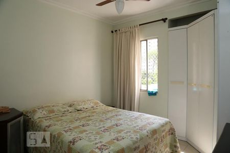 Quarto 1 de apartamento à venda com 2 quartos, 60m² em Chácara Agrindus, Taboão da Serra